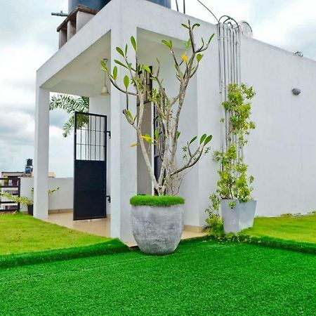 Furnished Apartment At Colombo Suburbs Nawala Раджагирия Екстериор снимка
