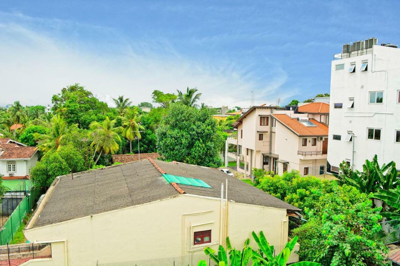 Furnished Apartment At Colombo Suburbs Nawala Раджагирия Екстериор снимка
