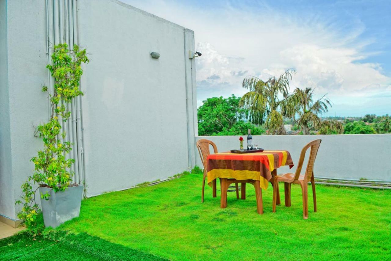Furnished Apartment At Colombo Suburbs Nawala Раджагирия Екстериор снимка